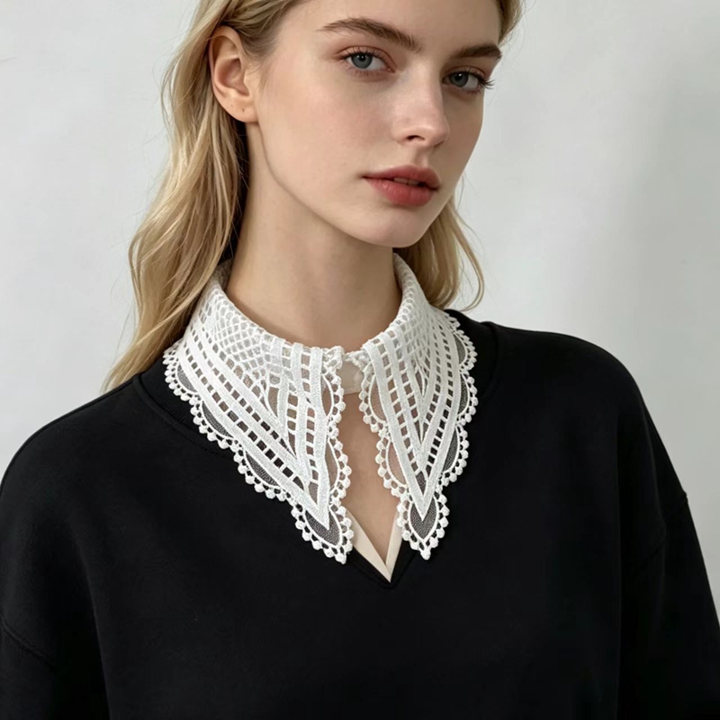 Embroidery Origin - Lady White Ruffled False Collar Floral