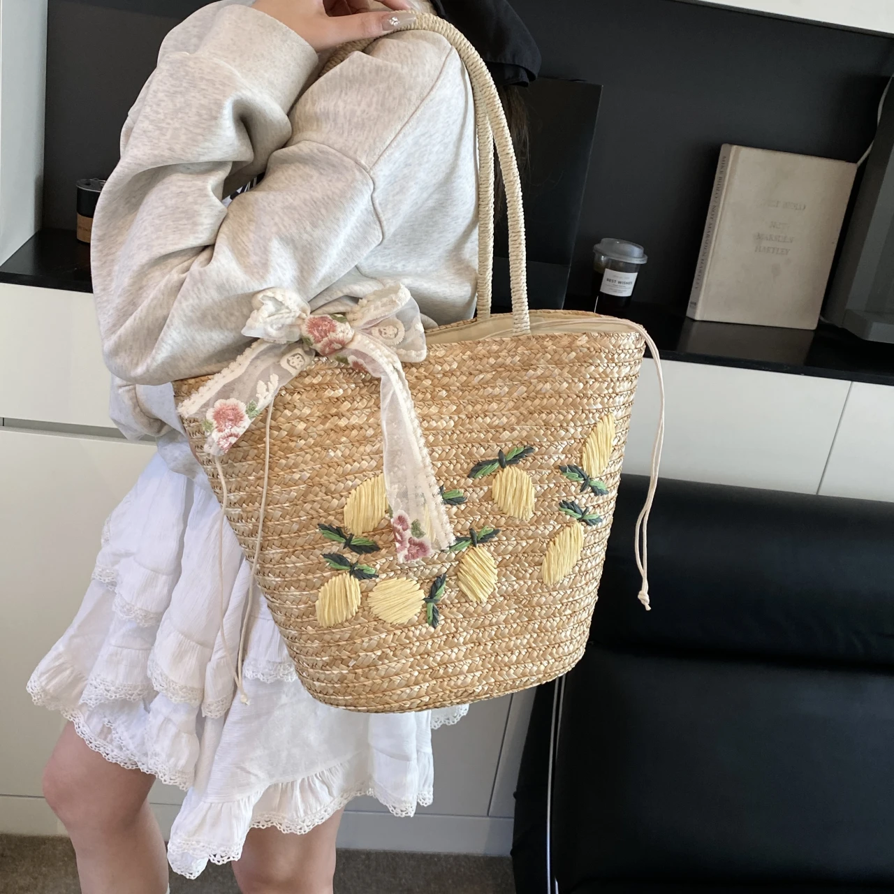 Large Capacity Beach Shoulder  - огляд і ціна Embroidery Ideas